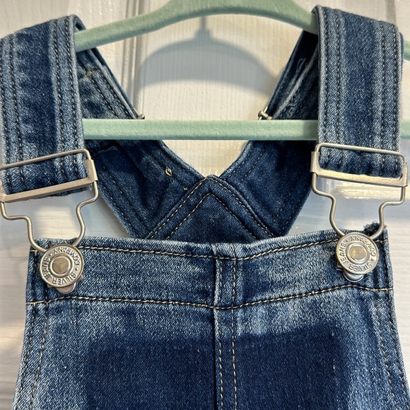 BNWT Silver short overalls size 6 - Picture 3 of 4